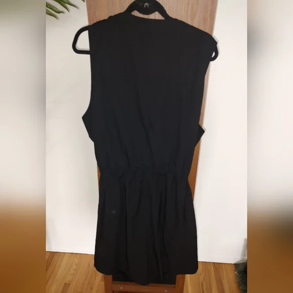 EUC Black Stretchtech Sleeveless Zip-Front Romper - Old Navy 2X - Picture 8 of 9